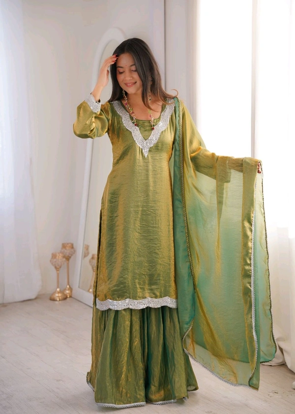 Presented For This Eid 🌙 Our New Sarara Pair With Real Modling*
- L-40