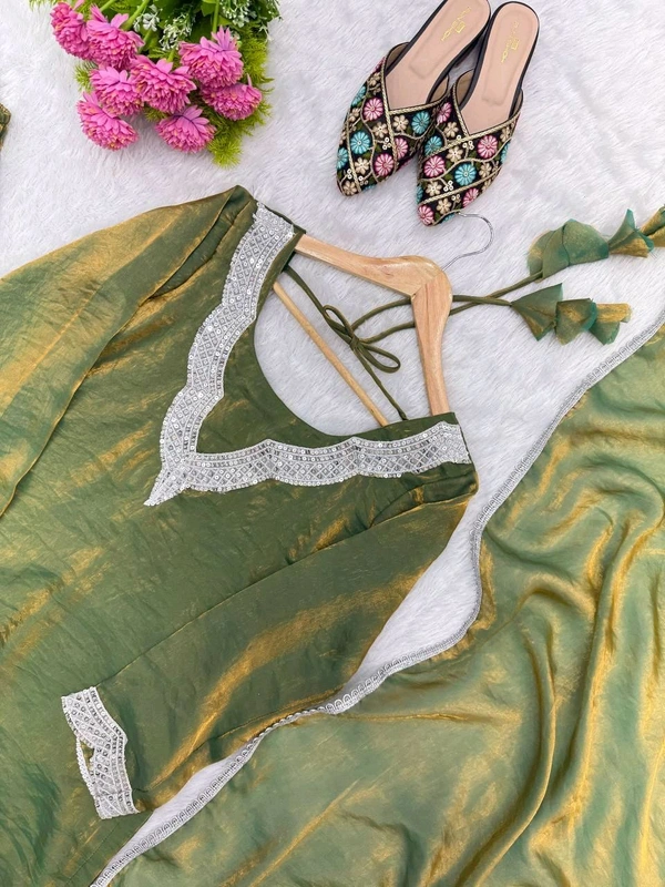 Presented For This Eid 🌙 Our New Sarara Pair With Real Modling*
- L-40