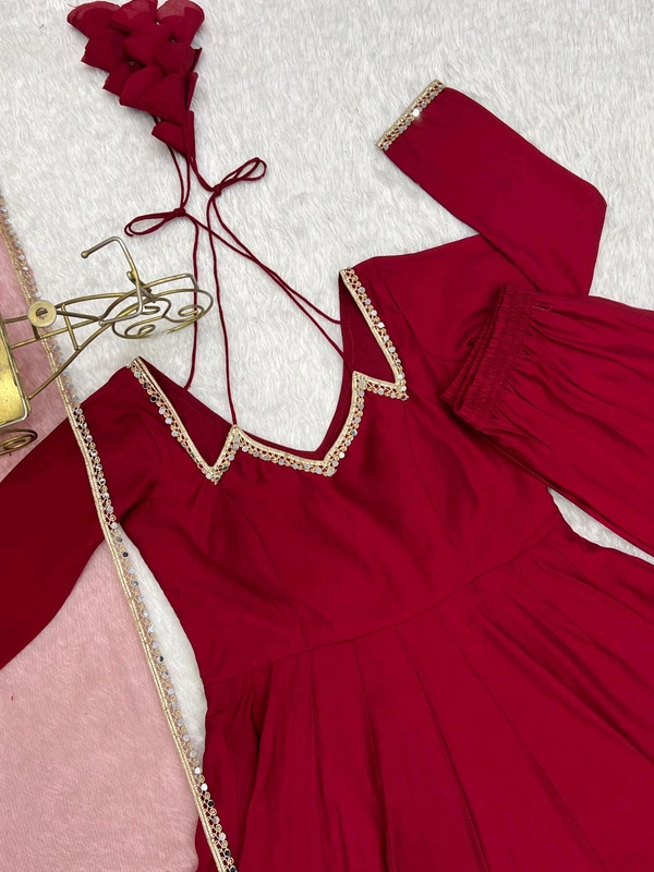 *This colourfull & fresh look outfit is perfect for upcoming festivities and weddings - xl-42