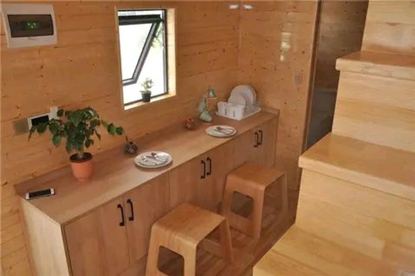 DEEPBLUE  Smarthouse EU/USA/AU Standard Mobile Tiny House with Trailer on Wheels travel mini camper trailers - 7.4m Length 2.35 Width 4m Height