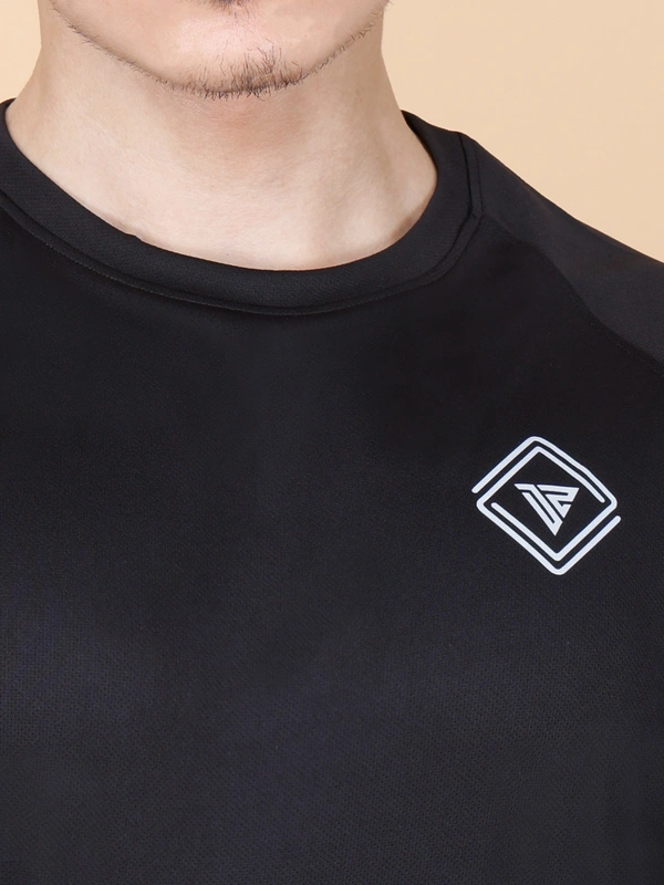 EVERYDAY ESSENTIAL PLAIN HALF SLEEVE T-SHIRT - L, BLACK