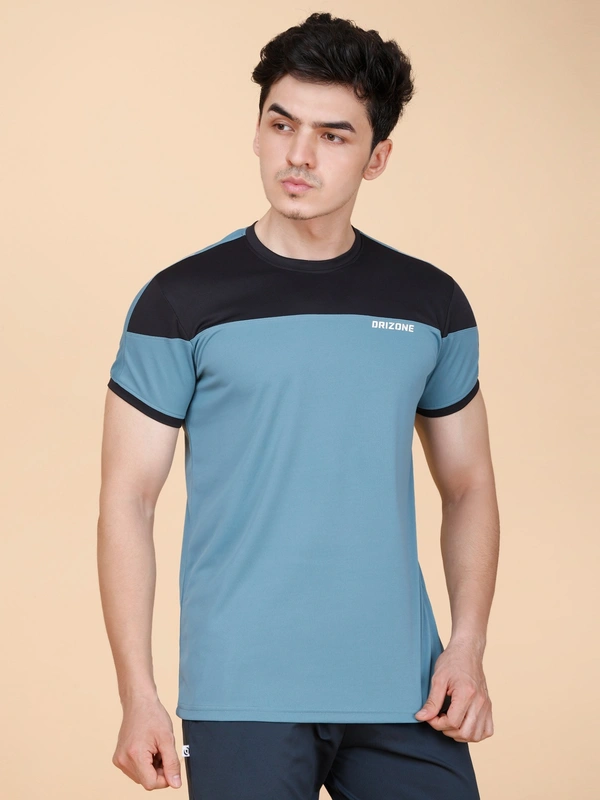 PERFORMANCE PANELLED HALF SLEEVE  T-SHIRT - L, TEAL GREEN
