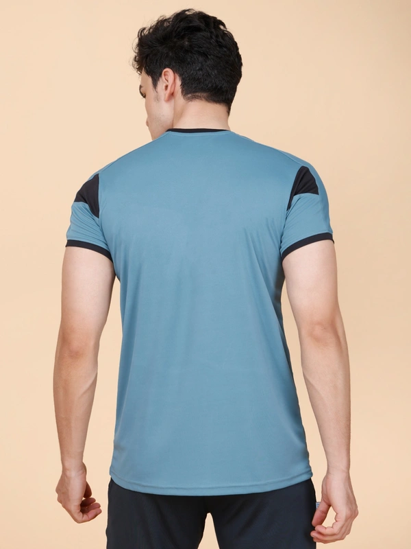 PERFORMANCE PANELLED HALF SLEEVE  T-SHIRT - L, TEAL GREEN