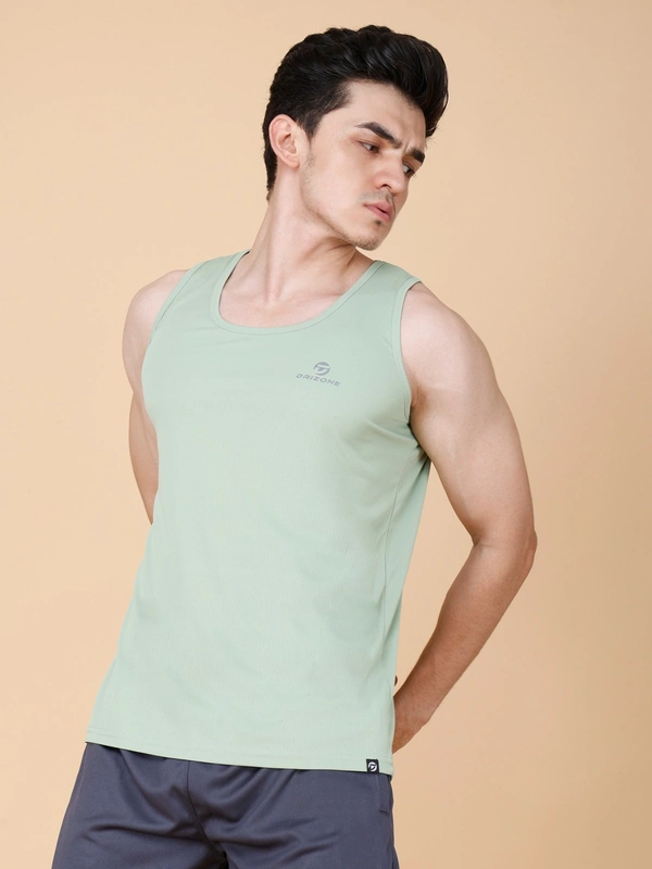 ESSENTIAL GYM TANK TOP/SANDO - L, PISTA
