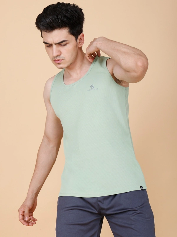 ESSENTIAL GYM TANK TOP/SANDO - L, PISTA