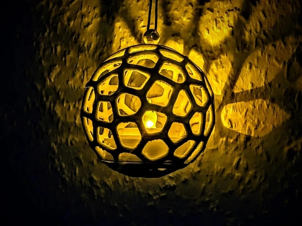 Voronoi Ball Tealight