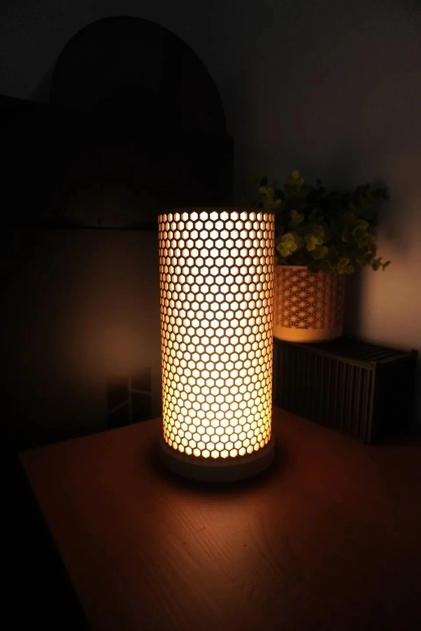 Honeycomb Style Lamp