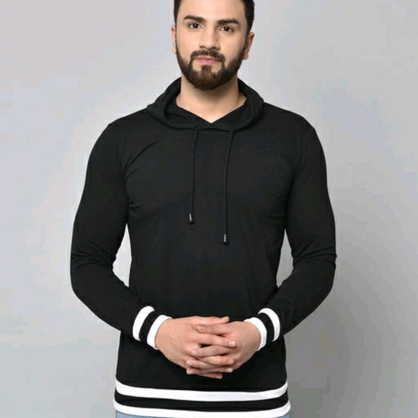 Urbane Elegant Men Tshirts - S, Black