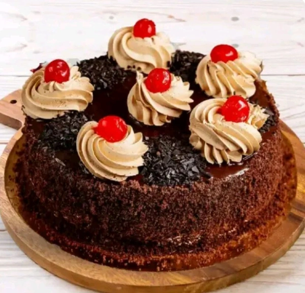Chocolate Smoke Eggless Cake 500 Gm