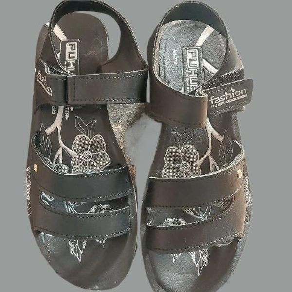 Grihlaxmi  Girls PU Hub Sendal - Quarter Pearl Lusta, 4 5 6 7 8