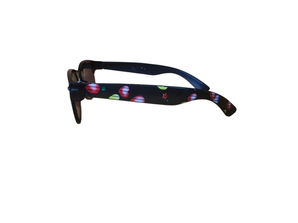 KIDS NEW DESIGN STYLISH PLASTIC MIX COLOR FRAME SUNGLASS - FREE, 12