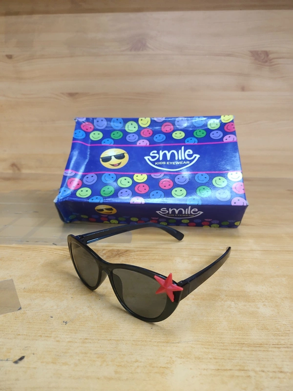 KIDS NEW STYLISH LATEST MODEL  MIX SUNGLASSES - FREE, 12