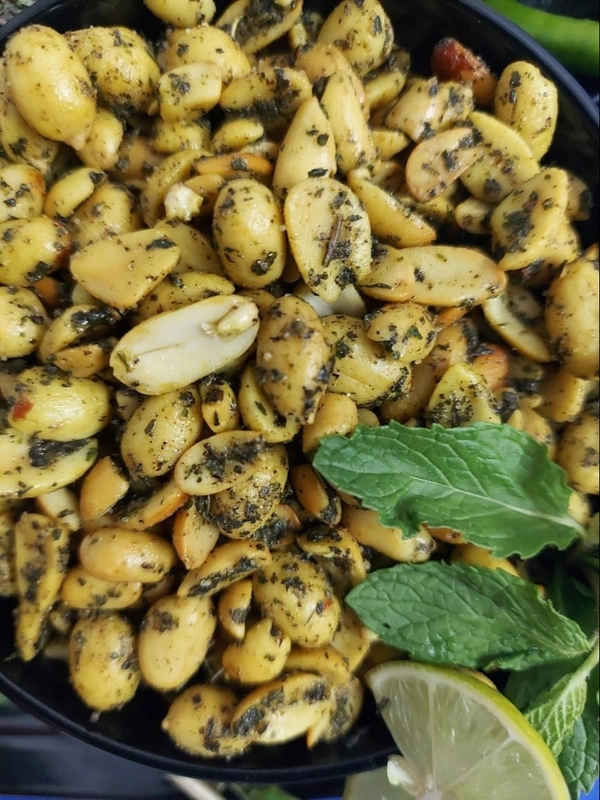 Sikandar  Premium Roasted Peanuts Nimboo Pudina (Lemon Mint) Flavour 150g - Foil Pack