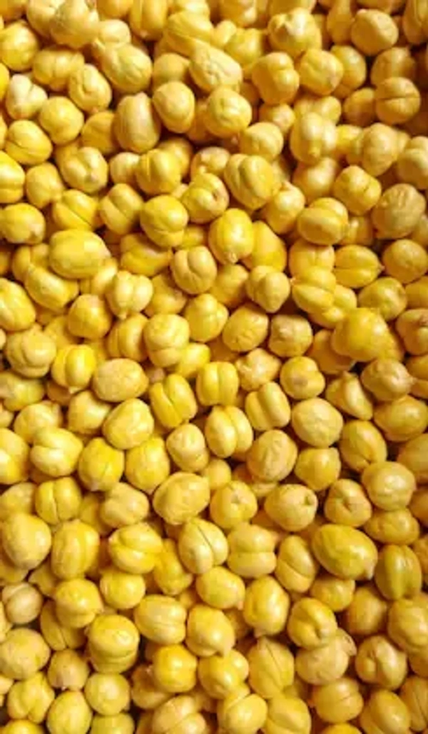 Sikandar  Premium Roasted Haldi Daliya (Turmeric Chickpeas) 200g - Foil Pack