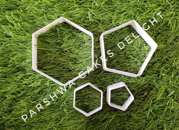 FOOTBALL CUTTER - 4PCS