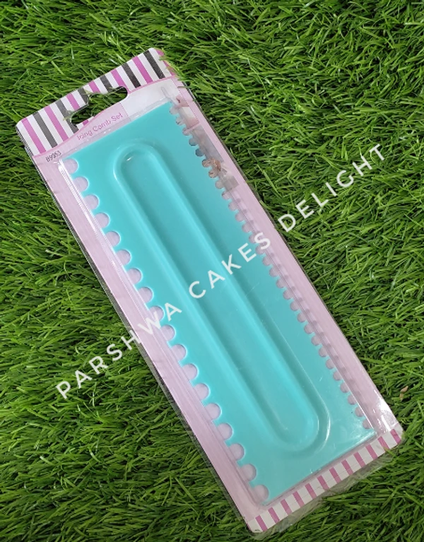 PLASTIC ICING COMBO SCRAPER - DESIGN 4