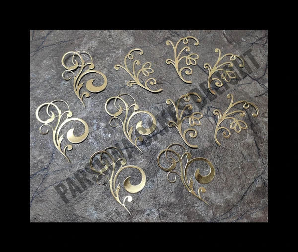 VINTAGE DESIGN CUT OUTS - GOLD, 10 PCS PACK