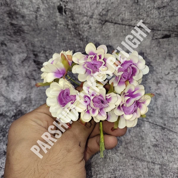 FLOWER - DELIGHT 226, 6 PCS BUNCH