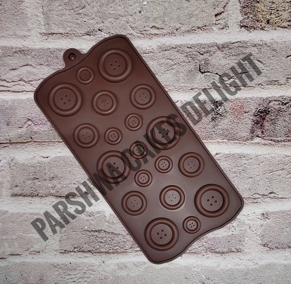 BUTTON CHOCOLATE MOULD