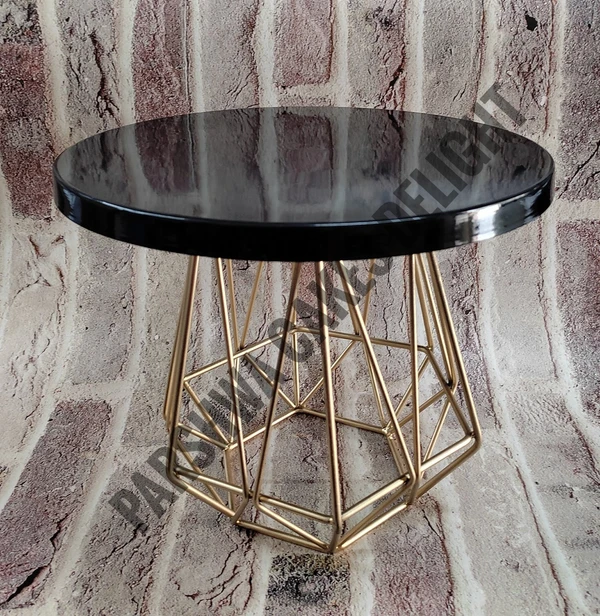 GEOMETRIC CAKE STAND - TOP COLOUR BLACK, PLATE SIZE 10 INCH