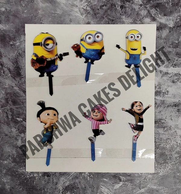 ACRYLIC THEME TOPPER - MINION, 29