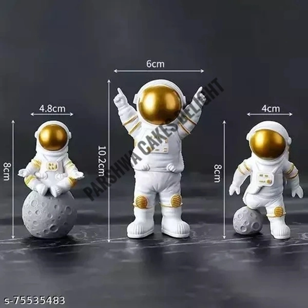 Astronaut Toy Set - 3 Pcs, Gold