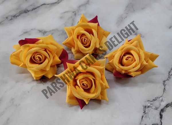 ROSES - DELIGHT 235, 4 PCS BUNCH