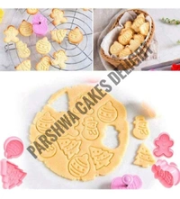 Christmas Plunger Cutter - 4 Pcs Pack