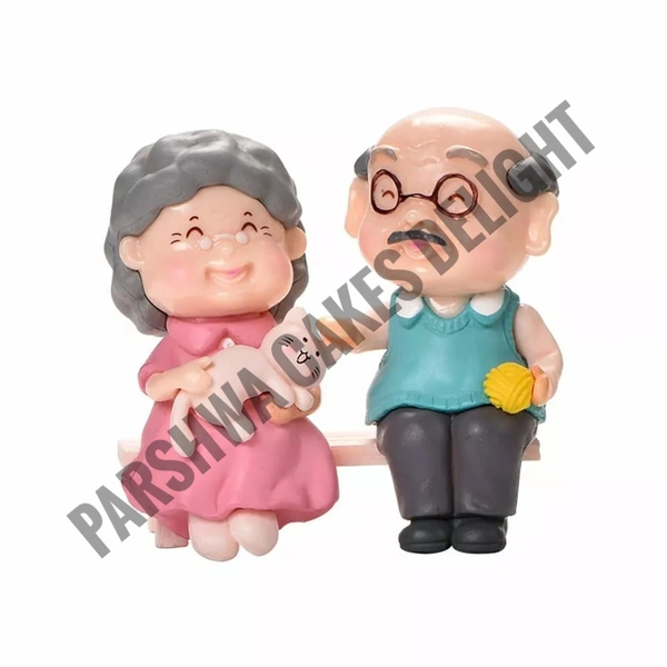 Old Couple Miniature Set - 600B