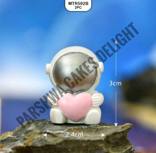 Astronaut With Heart Toy - MTR 592B, 2 Pcs Pack