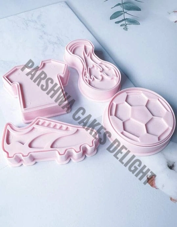 Plastic Football Cutter - 4 Pcs Set