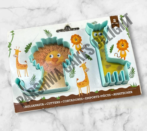 Plastic Lion & Giraffe Cutter  - 2 Pcs Pack