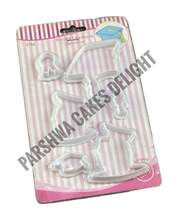 Graduation Cutter - 6 Pcs