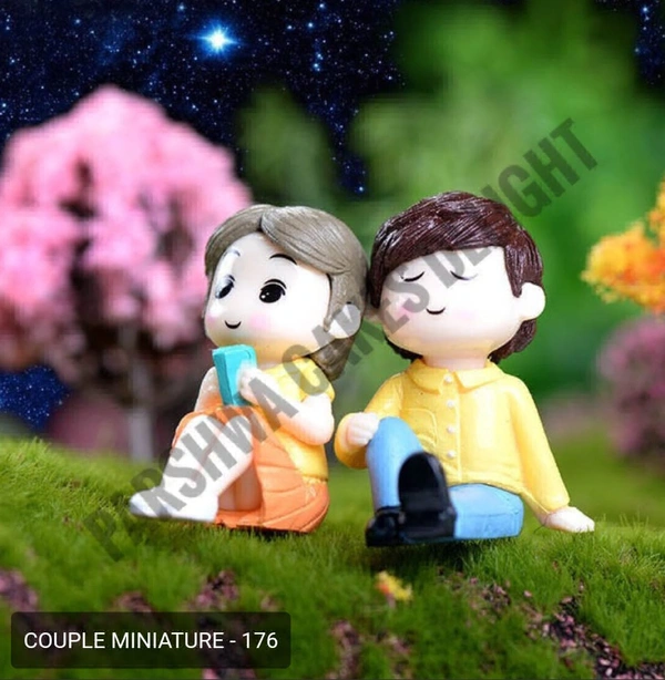 Couple Miniature - 176