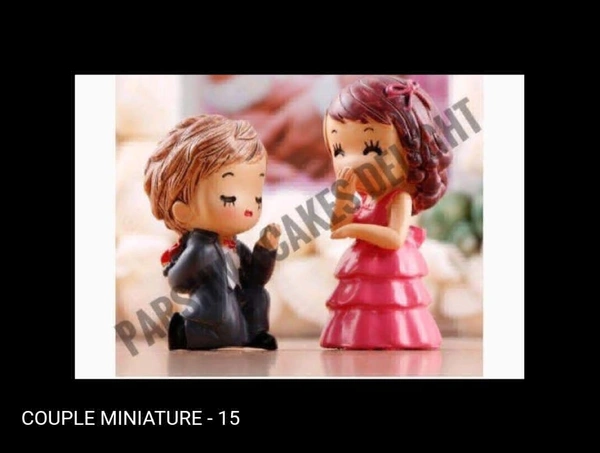 Couple Miniature - 15