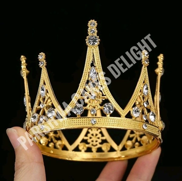 Metal Cake Crown - 1 Pc, Delight 8, Gold