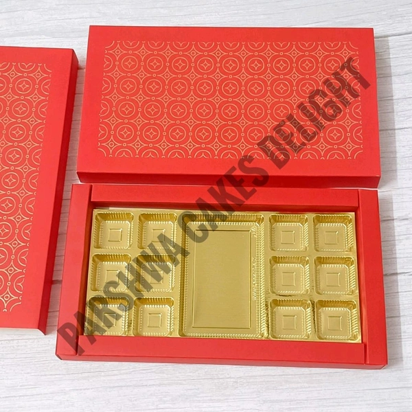 Chocolate Cavity Box - 10 Pcs Pack, 12+1 Cavity, Red