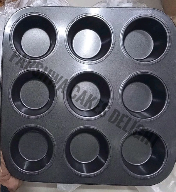 MUFFIN TRAY - 9 Cavity