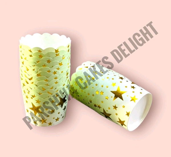 Star Design Small Baking Cups - Green, 50 Pcs Pack