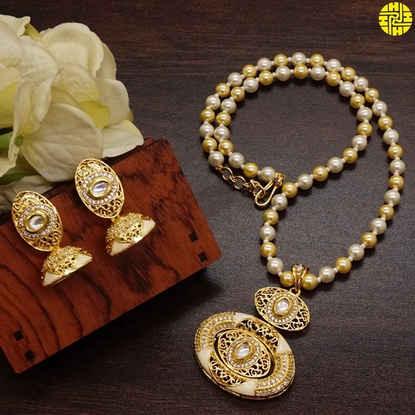 Graceful Designer Pearl Pendant Set - F-321