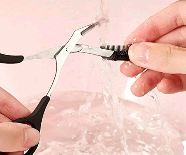 Non Electrical Eyebrow Scissors