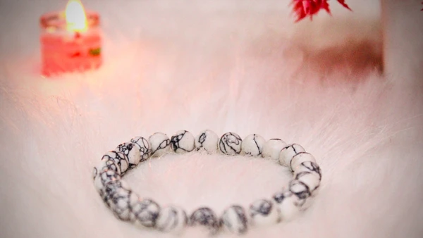 Howlite Bracelet