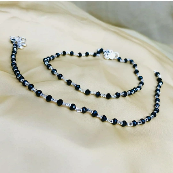 KJ 925 Silver Payal 92.5 - White with Black Beads, free size for Girls and Women
