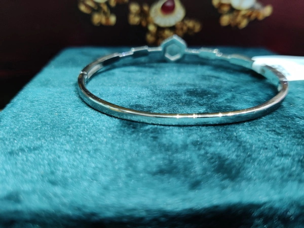 Italianaa 92.5 Silver Ladies Bracelet - White , free