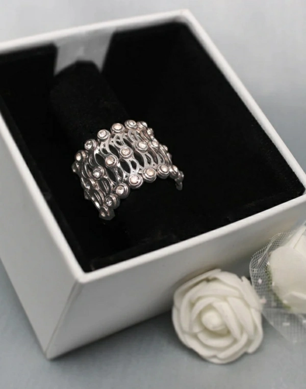 italiana 92.5 Ring Cum Bracelate white Gold finish - White, free size