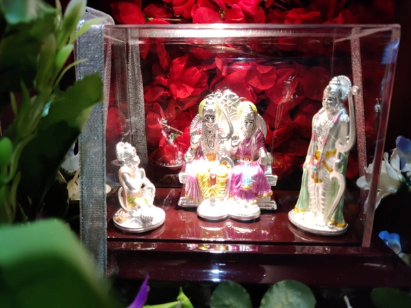 Emrald 999 Pure Silver Shri Ram Darbar idol - White