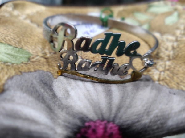 KJS Unisex Customised Name Bracelet 92.5 - White, free