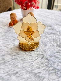 Resin Flower Car Dashboard Showpiece 