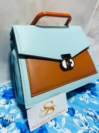 Chic Crossbody Bag for Everyday Glam 