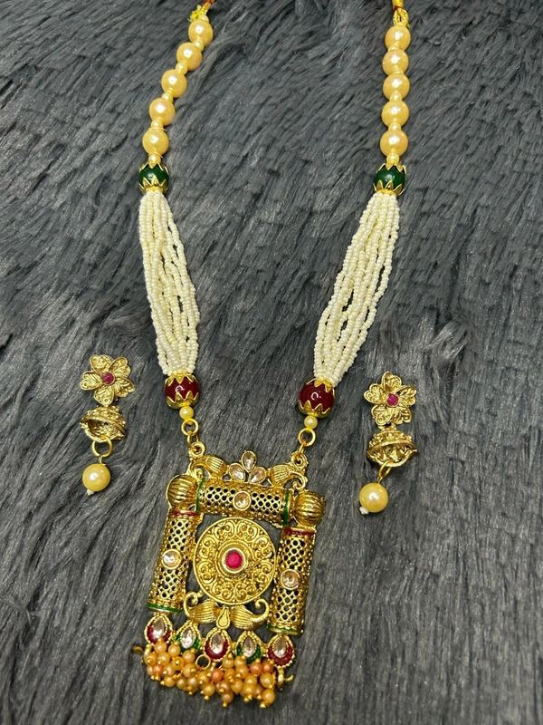Tempal jewllery set 